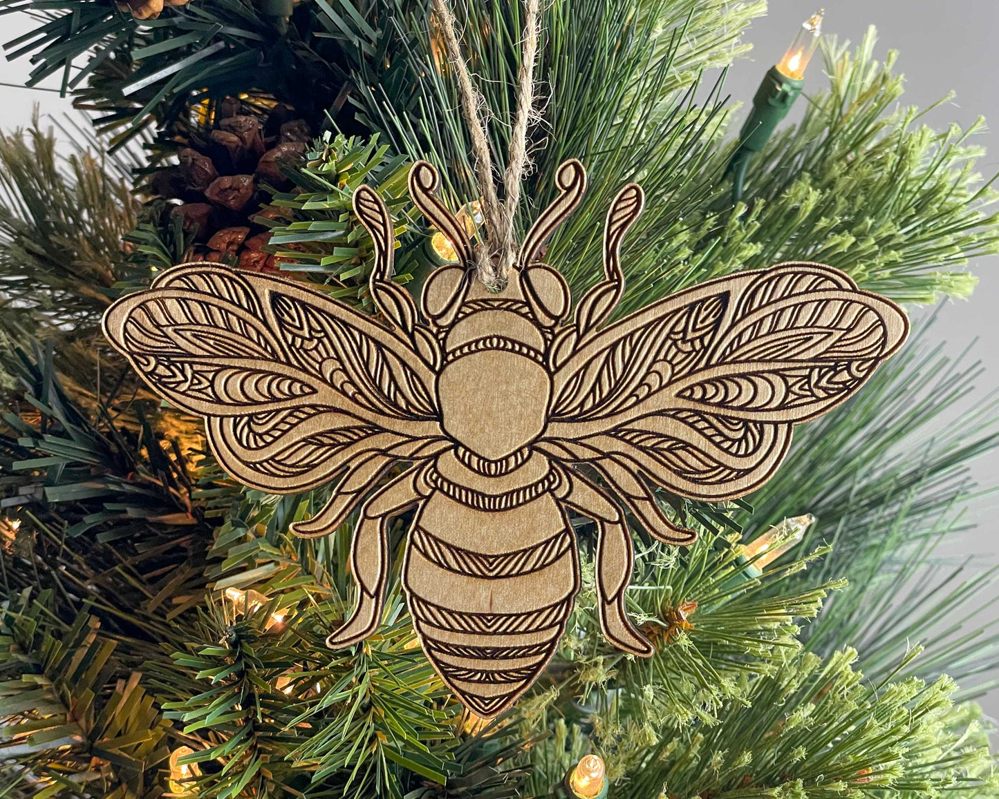 Bumble Bee Wood Rustic Ornament