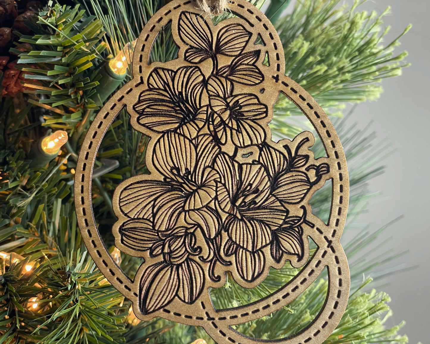 Floral Wood Rustic Ornament