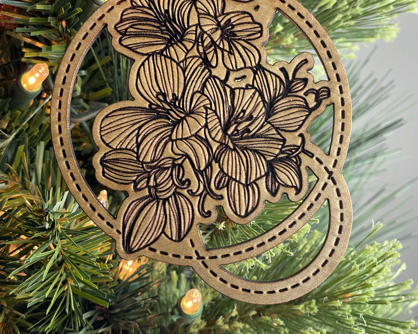 Floral Wood Rustic Ornament